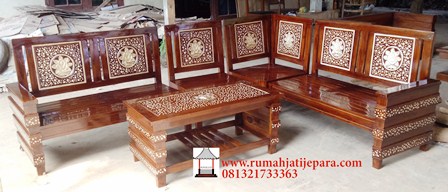 Sudut Mawar Emas RJJ.KTM.010